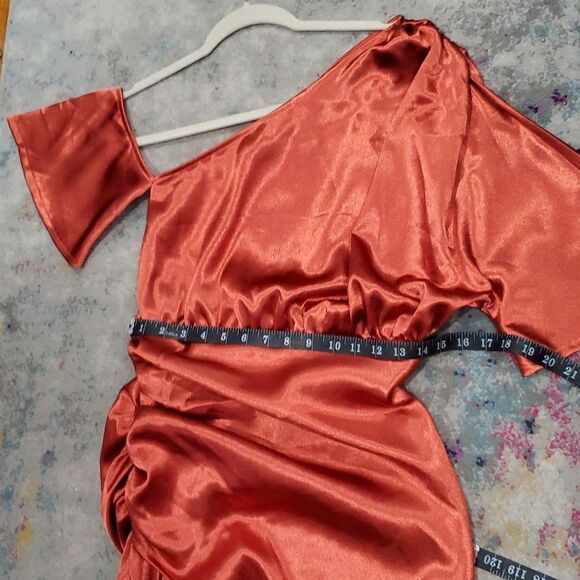 Pretty Little Thing Satin Midi Dress in Rust Size 4 - Picture 9 of 11